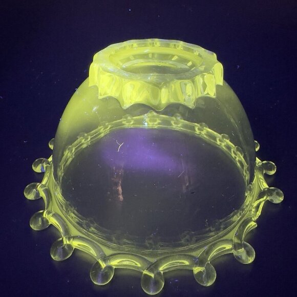 Heisey Lariat Clear Glass Dish Bowl Manganese 365nm Green UV Glow Glass AS IS - Picture 13 of 14
